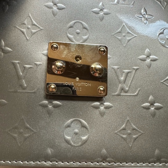 Louis Vuitton Vernis Spring Street Metallise Champagne - Picture 9 of 12